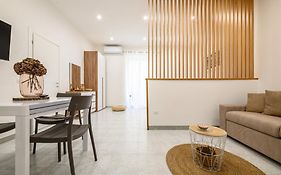 Vinrose Apartment